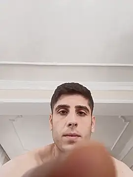 arenn1997 online show from October 2025 12:15:02 PM