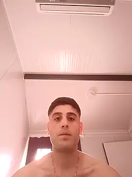 arenn1997 online show from November 2025 11:59:02 AM