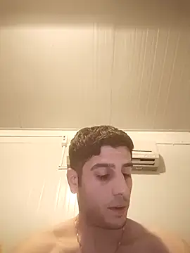 arenn1997 online show from November 2025 12:20:01 AM