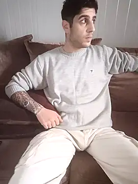 arenn1997 online show from February 2026 12:05:02 PM