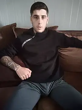 arenn1997 online show from February 2026 12:05:02 PM