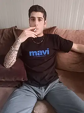 arenn1997 online show from April 2026 12:10:02 PM