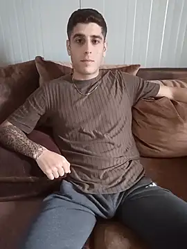 arenn1997 online show from March 2026 12:15:01 PM