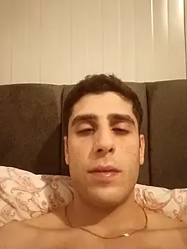 arenn1997 online show from February 2026 12:28:02 AM