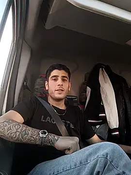 arenn1997 online show from November 2025 01:11:01 PM