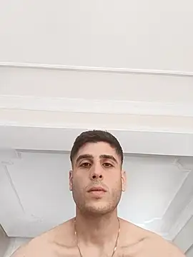 arenn1997 online show from November 2025 12:09:02 PM