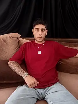 arenn1997 online show from October 2025 12:04:01 PM