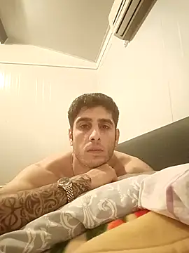 arenn1997 online show from December 2025 12:23:01 AM