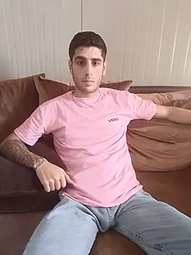 arenn1997 online show from March 2026 12:18:01 PM