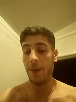 arenn1997 online show from November 2025 10:14:02 PM