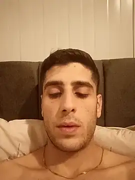 arenn1997 online show from February 2026 10:10:01 PM