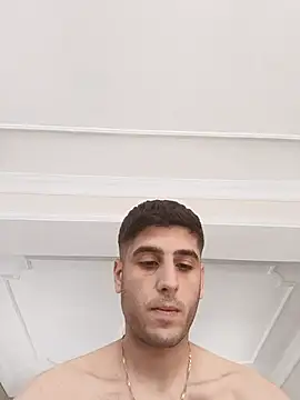 arenn1997 online show from November 2025 12:10:02 PM