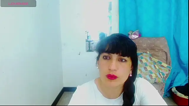 cristina connor online show from November 2025 03:16:01 AM