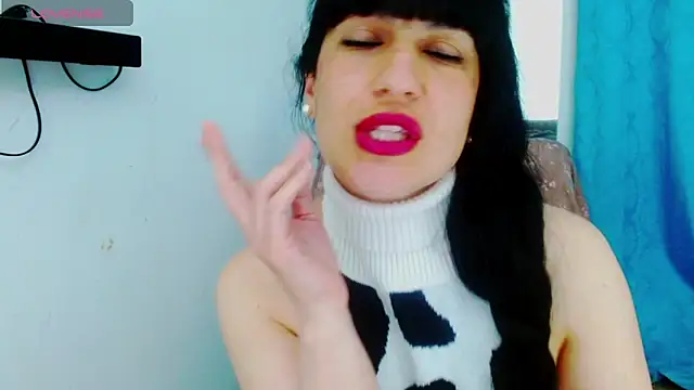 Snapshot of cristina_connor chatting on September 2025 01:33:01 AM cristina connor online show from September 2025 01:33:01 AM