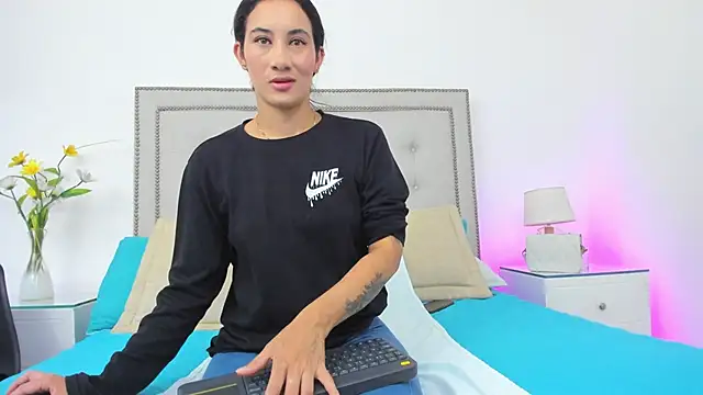 Cataleyalove ADY online show from April 2026 08:16:02 PM