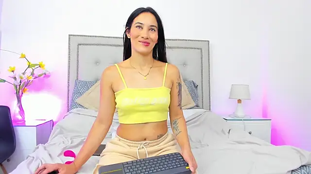Cataleyalove ADY online show from May 2026 08:26:02 PM