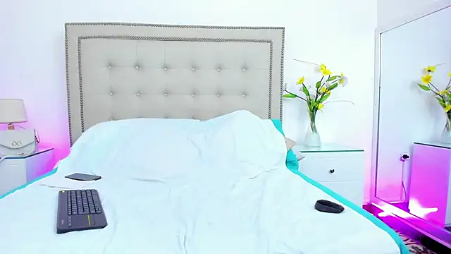 Cataleyalove ADY online show from March 2026 08:20:01 PM