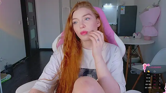 Snapshot of cinnabon_girls chatting on March 2026 03:18:01 PM cinnabon girls online show from March 2026 03:18:01 PM