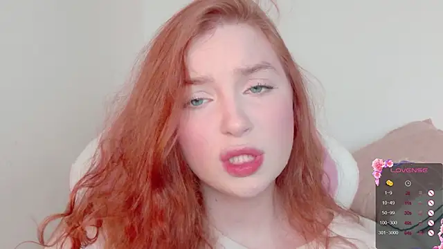 Snapshot of cinnabon_girls chatting on March 2026 12:02:02 PM cinnabon girls online show from March 2026 12:02:02 PM