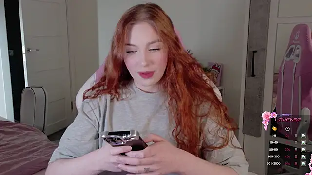 Snapshot of cinnabon_girls chatting on February 2026 03:56:01 PM cinnabon girls online show from February 2026 03:56:01 PM