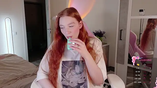 cinnabon girls online show from November 2025 11:30:01 PM