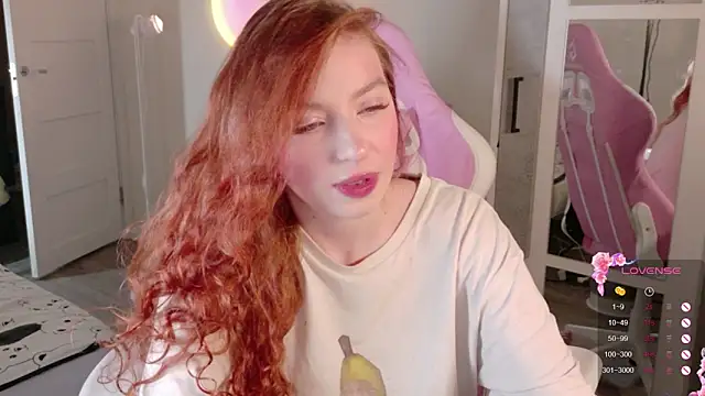 Snapshot of cinnabon_girls chatting on December 2025 12:25:02 AM cinnabon girls online show from December 2025 12:25:02 AM