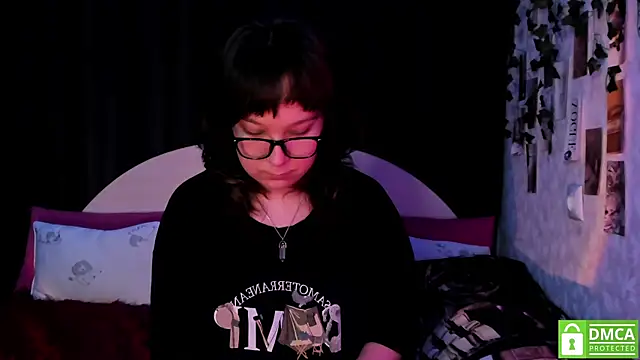 dreamgirllovee online show from October 2025 09:27:02 PM