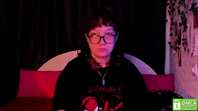 dreamgirllovee online show from October 2025 01:52:01 AM