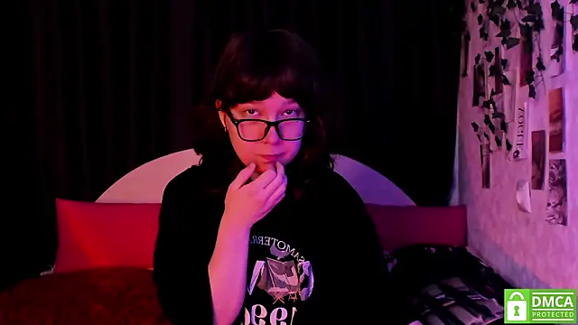 dreamgirllovee online show from November 2025 11:05:01 PM