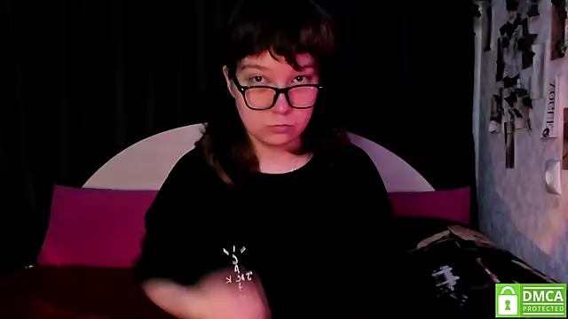 dreamgirllovee online show from November 2025 01:23:01 AM