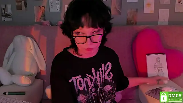 dreamgirllovee online show from March 2025 06:01:01 AM