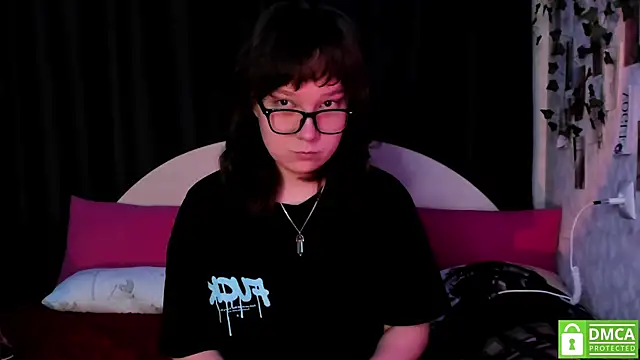 dreamgirllovee online show from October 2025 09:04:02 PM