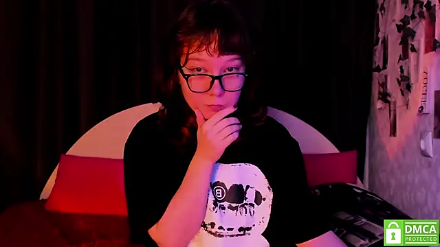 dreamgirllovee online show from October 2025 02:01:02 AM