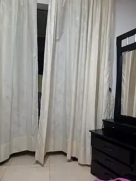 viollett 28 online show from February 2025 12:52:02 AM