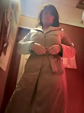 Snapshot of ZhenjaPoledance chatting on October 2025 07:40:01 AM ZhenjaPoledance online show from October 2025 07:40:01 AM