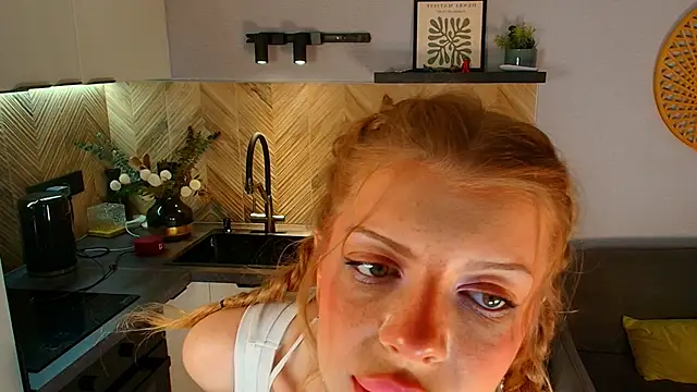 Snapshot of Hannah_Carr chatting on June 2026 02:59:02 PM Hannah Carr online show from June 2026 02:59:02 PM