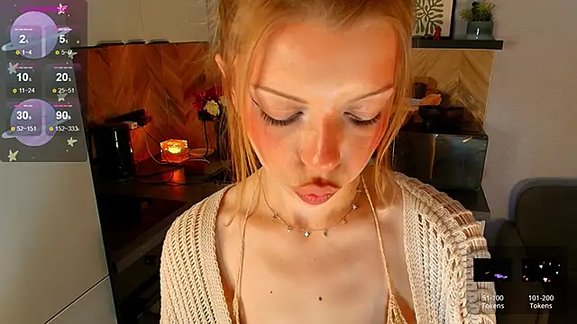 Hannah Carr online show from May 2026 08:03:02 PM