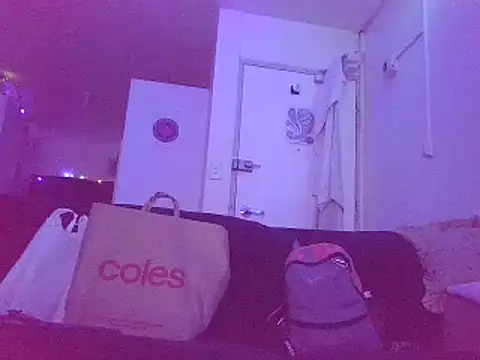 QueenMilf36 online show from December 2024 01:33:02 PM