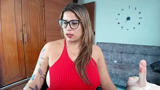 Majo Soussa online show from December 2025 01:14:02 PM