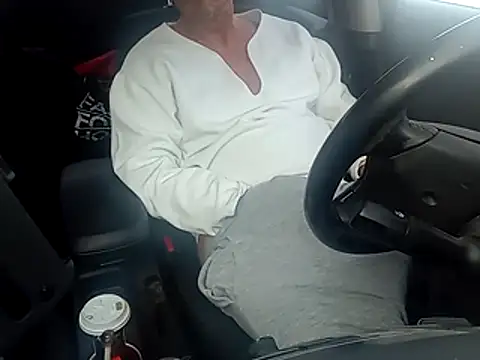 Vinyboy69 online show from November 2025 04:21:01 PM