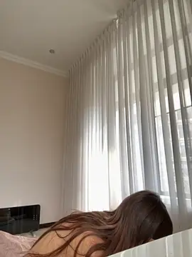 Hott Lolla online show from November 2025 08:41:02 AM