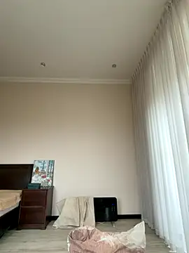 Hott Lolla online show from November 2025 07:57:01 AM