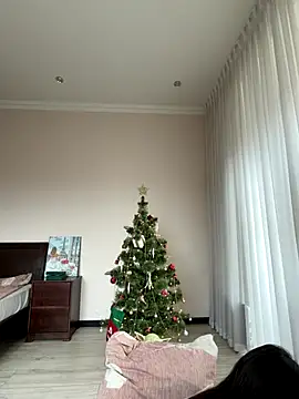 Hott Lolla online show from December 2025 08:35:02 AM