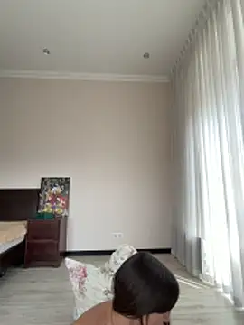 Hott Lolla online show from March 2026 09:05:01 AM