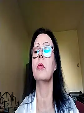 Judithmilf online show from September 2025 08:41:01 AM
