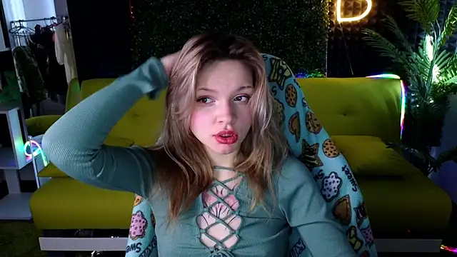 LitaBrom online show from March 2025 04:49:02 AM