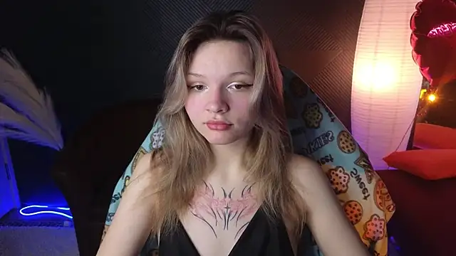 LitaBrom online show from March 2025 04:16:02 AM