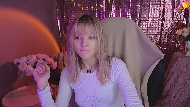 LitaBrom online show from March 2026 10:45:01 AM