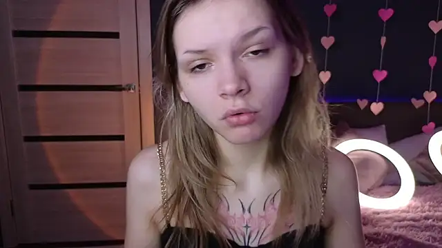 LitaBrom online show from February 2025 01:32:01 AM