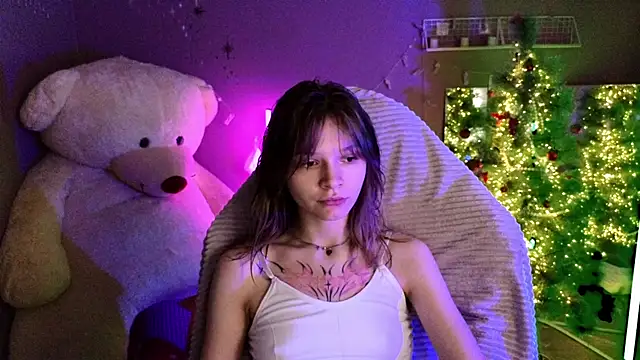 LitaBrom online show from December 2025 09:03:01 AM